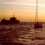 Couché de Soleil à Los Roques sur les navires de l'armée Venezuelienne